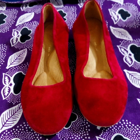 ANTONIO MELANI Shoes - Antonio Melani suede leather shoes